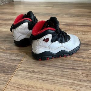 Jordan 10 Retro Double Nickel shoes